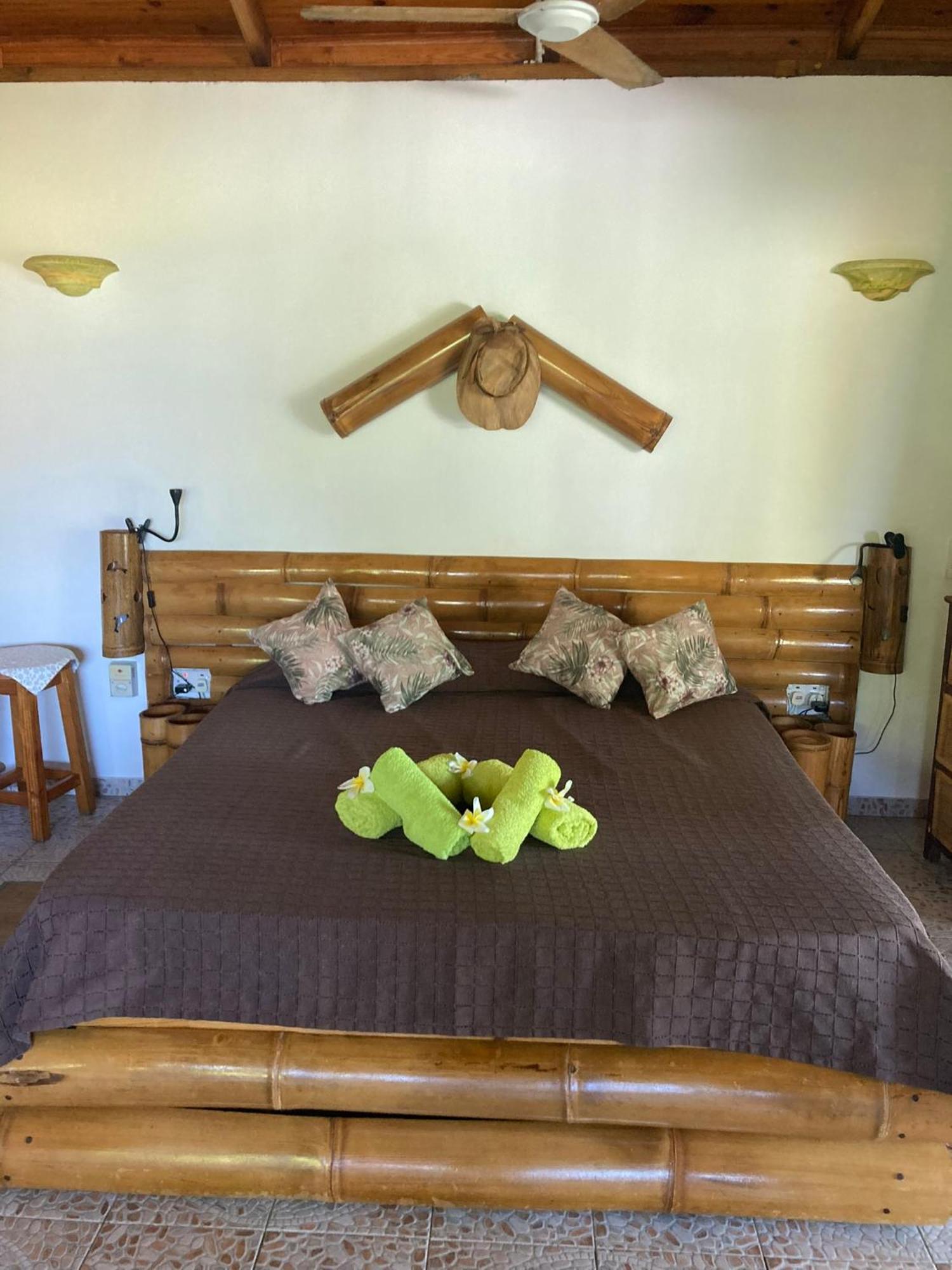 Appartamento Beau Bamboo Beau Vallon  Esterno foto